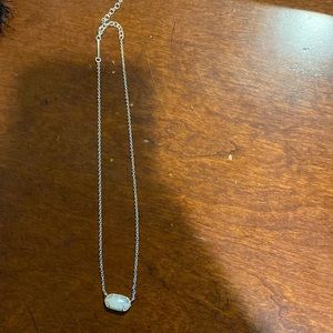 Kendra Scott necklace
